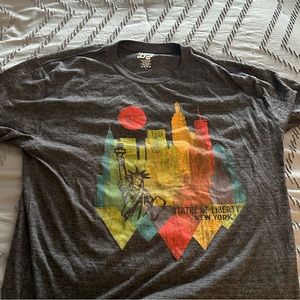 Statue of Liberty T-shirt gray size large short sleeves men’s